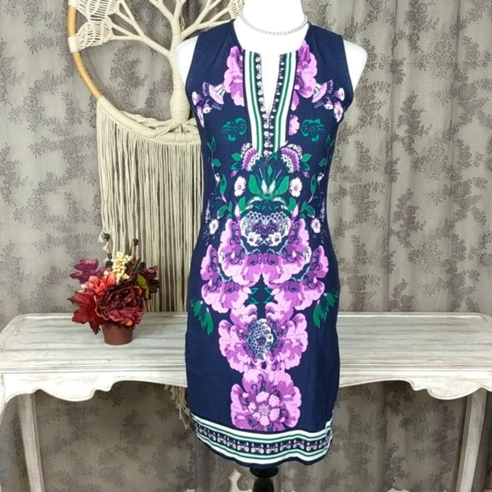New York and Company floral split neck shift dress